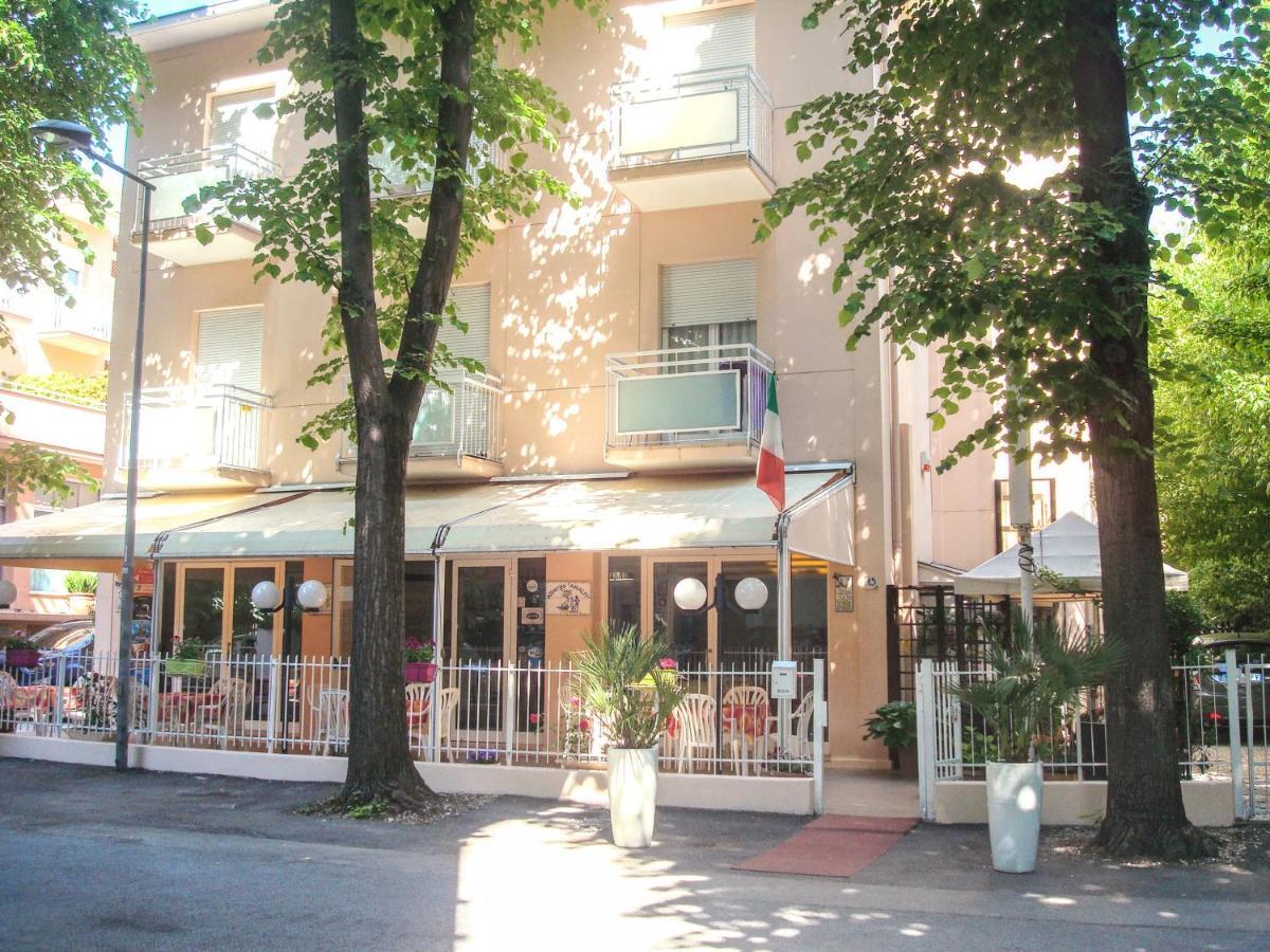 Hotel Amalfi Rimini Eksteriør bilde