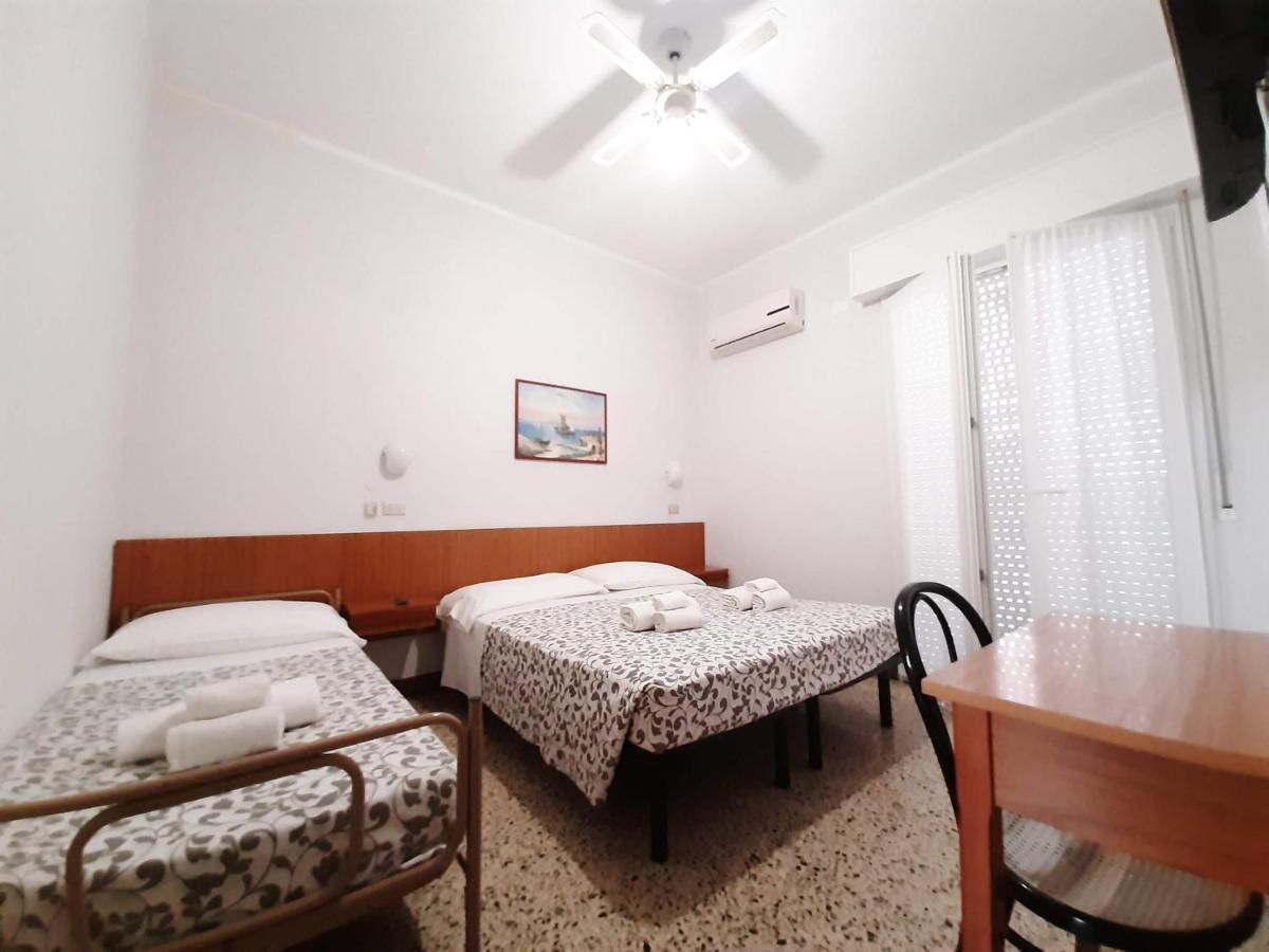 Hotel Amalfi Rimini Eksteriør bilde