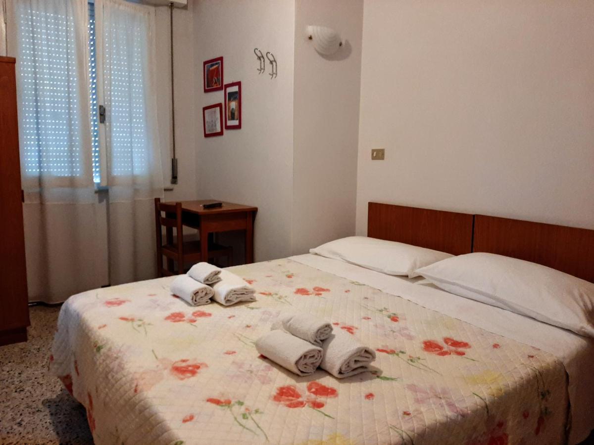 Hotel Amalfi Rimini Eksteriør bilde