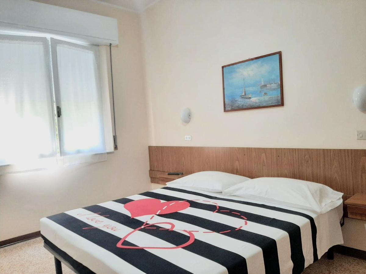 Hotel Amalfi Rimini Eksteriør bilde
