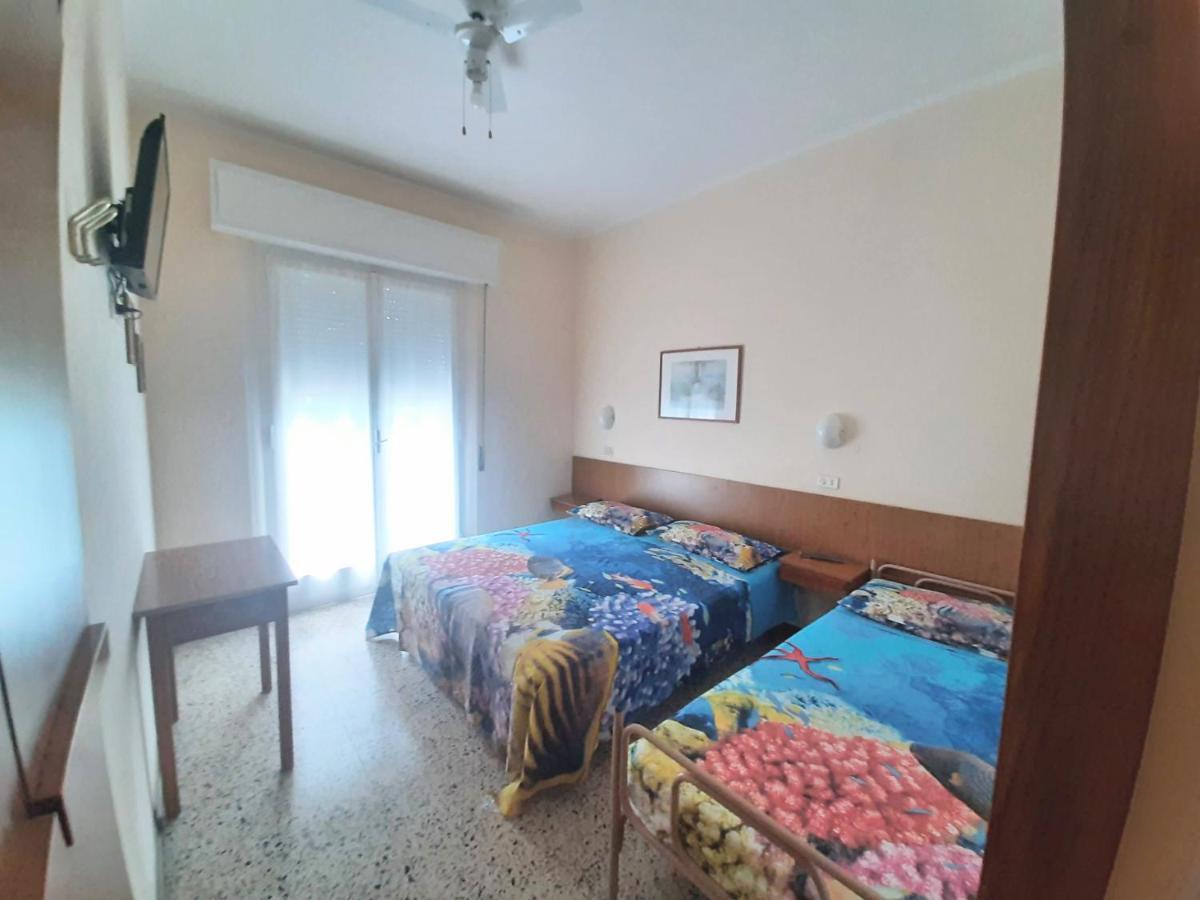 Hotel Amalfi Rimini Eksteriør bilde