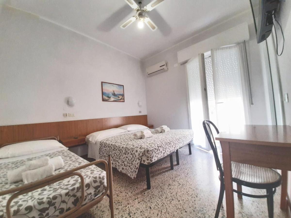 Hotel Amalfi Rimini Eksteriør bilde