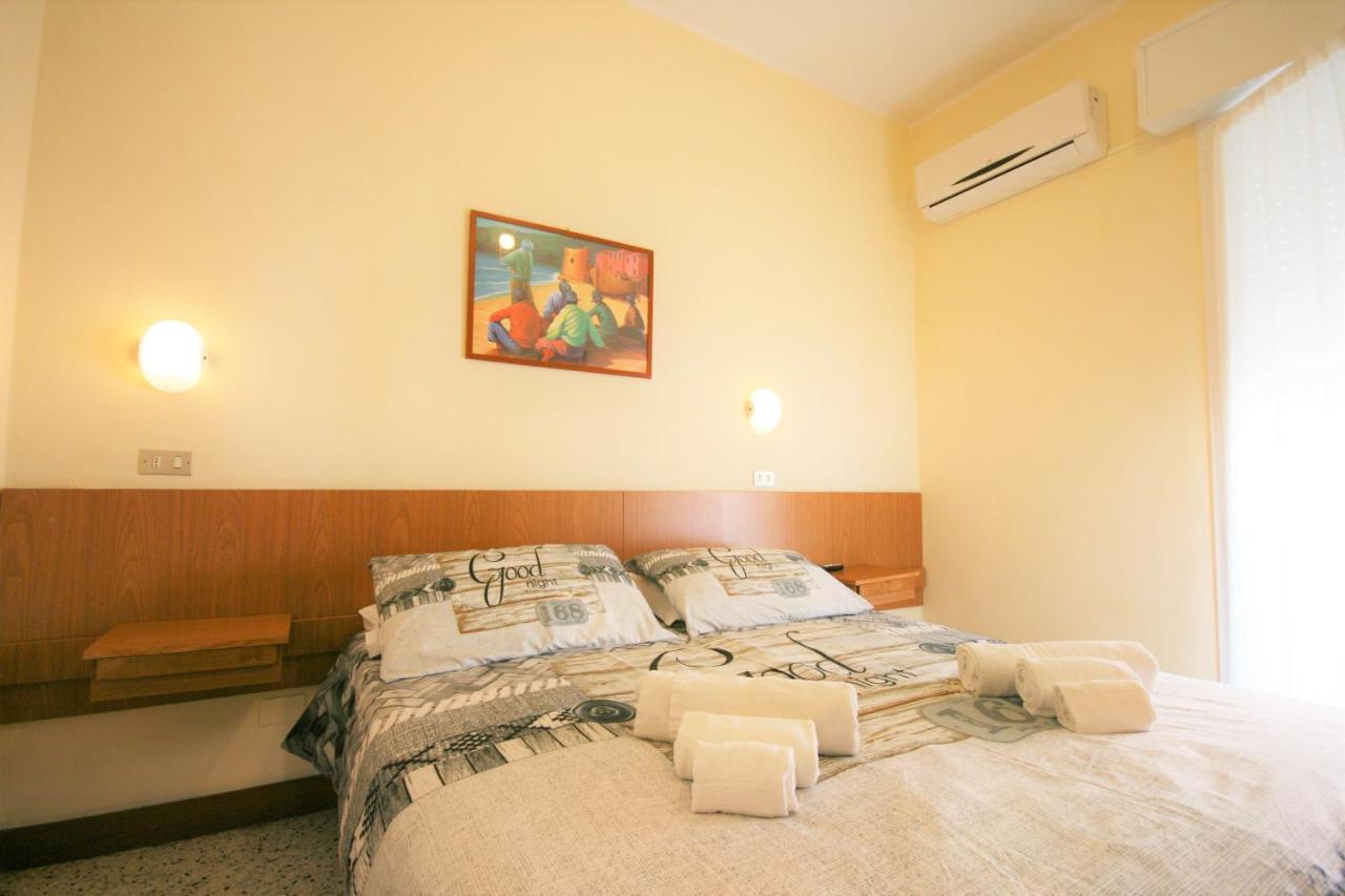 Hotel Amalfi Rimini Eksteriør bilde