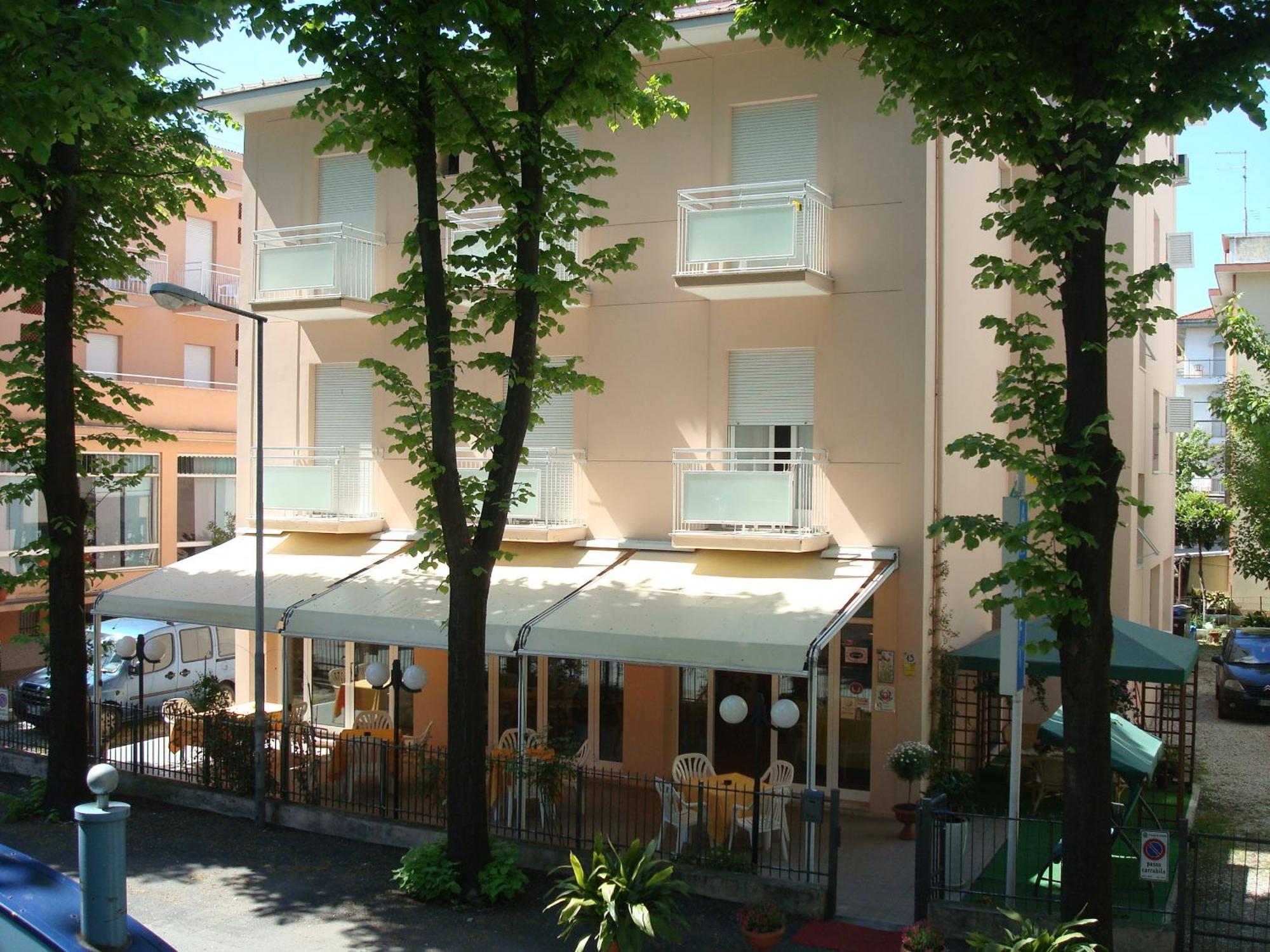 Hotel Amalfi Rimini Eksteriør bilde